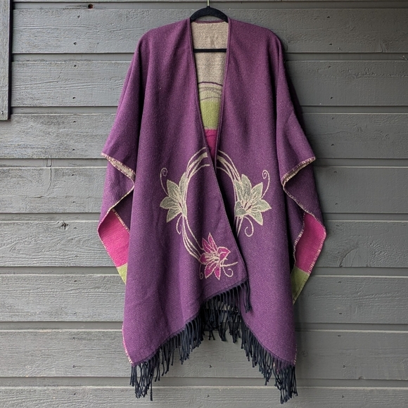 NWOT French Lily Floral Ruana Wrap Shawl Purple Magenta Taupe Sage Green - Picture 1 of 6